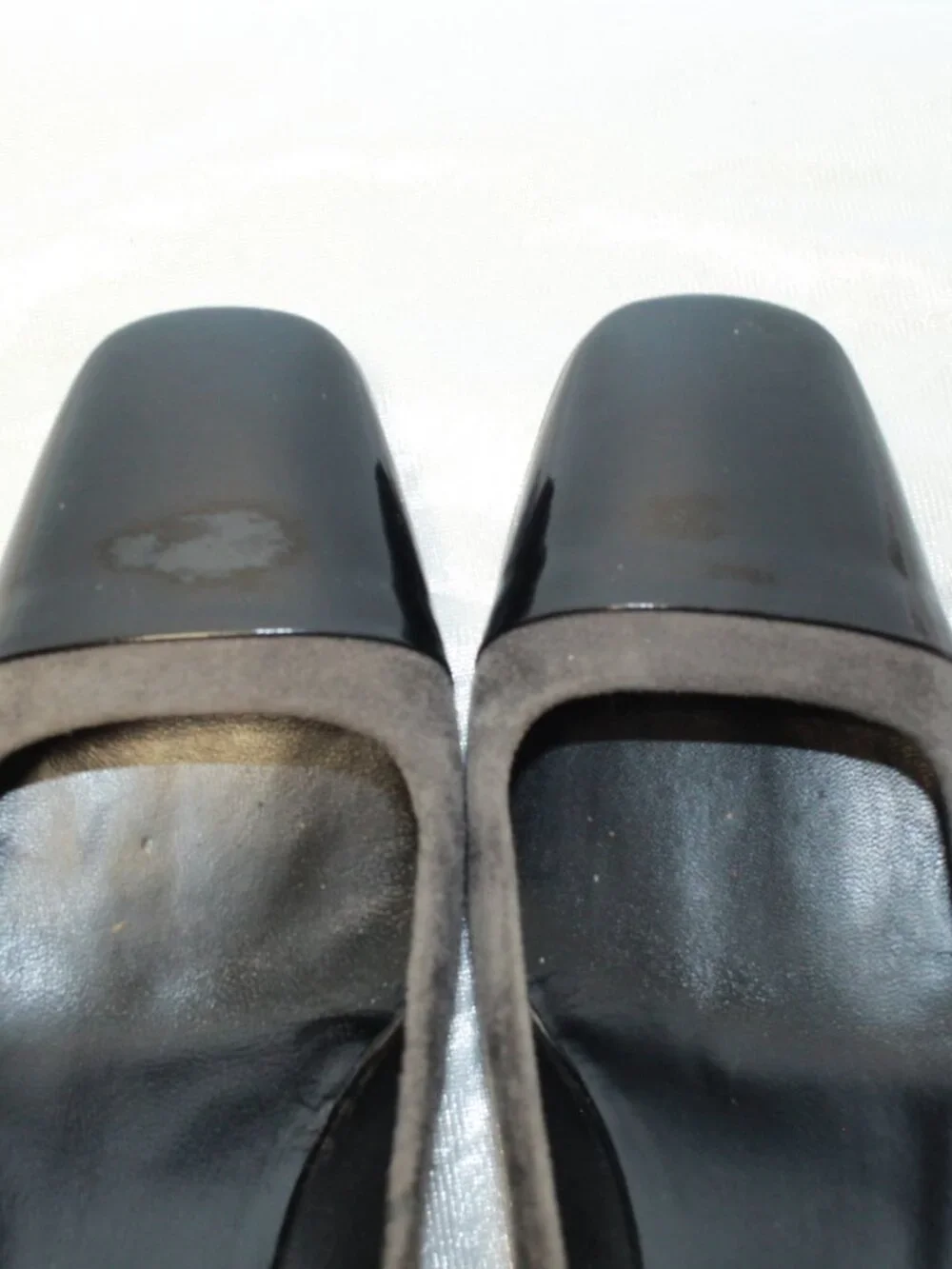 Prada Size 10 / 41 Gray Suede W Black Patent Cap Square Toe Heels Pumps - 9623